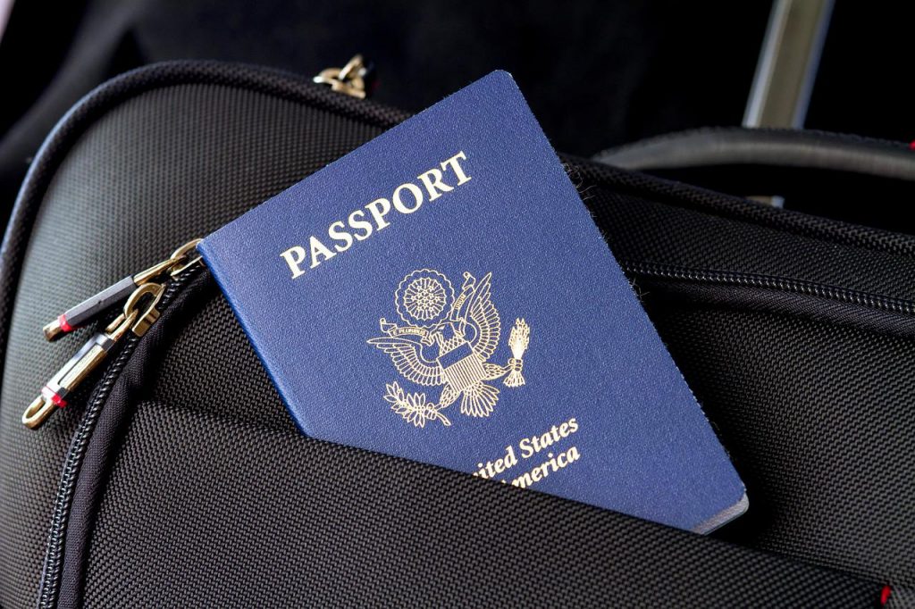 passport, flag, travel-2642172.jpg